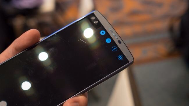 LG V10 phone