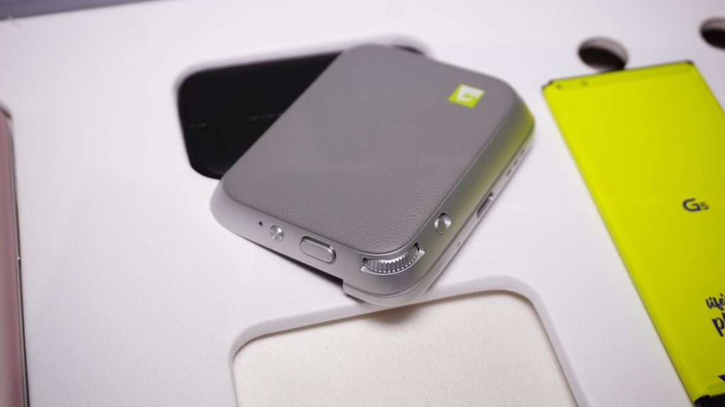 A Hands-On Review of the LG G5: Really A step into the future?